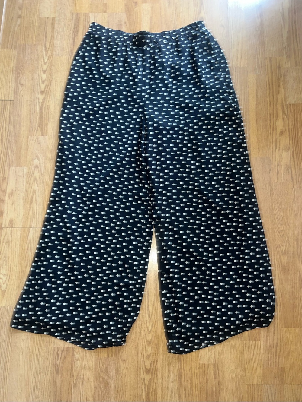 Express Pants - Picture 2 of 6